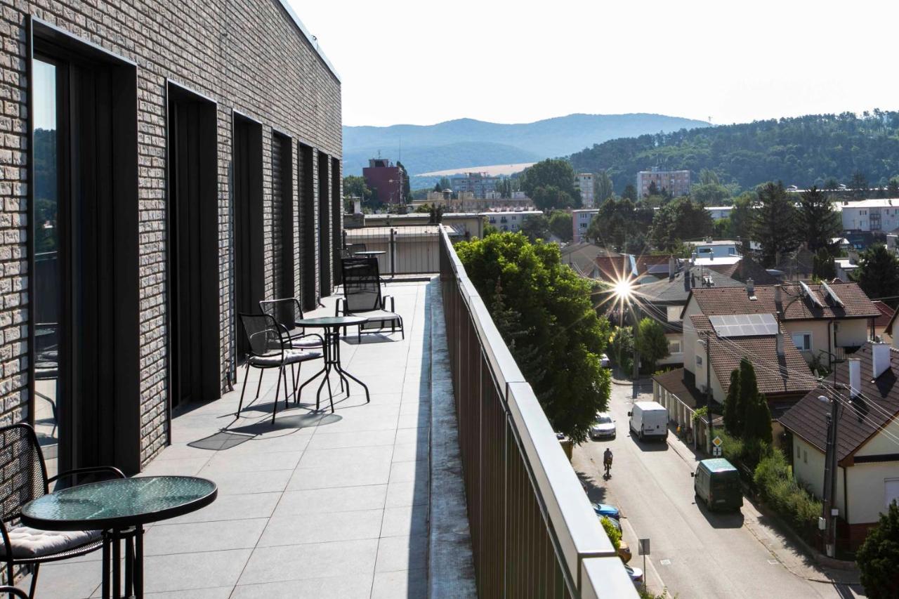 Hotel Hendi Centrum Piest'any Exteriér fotografie