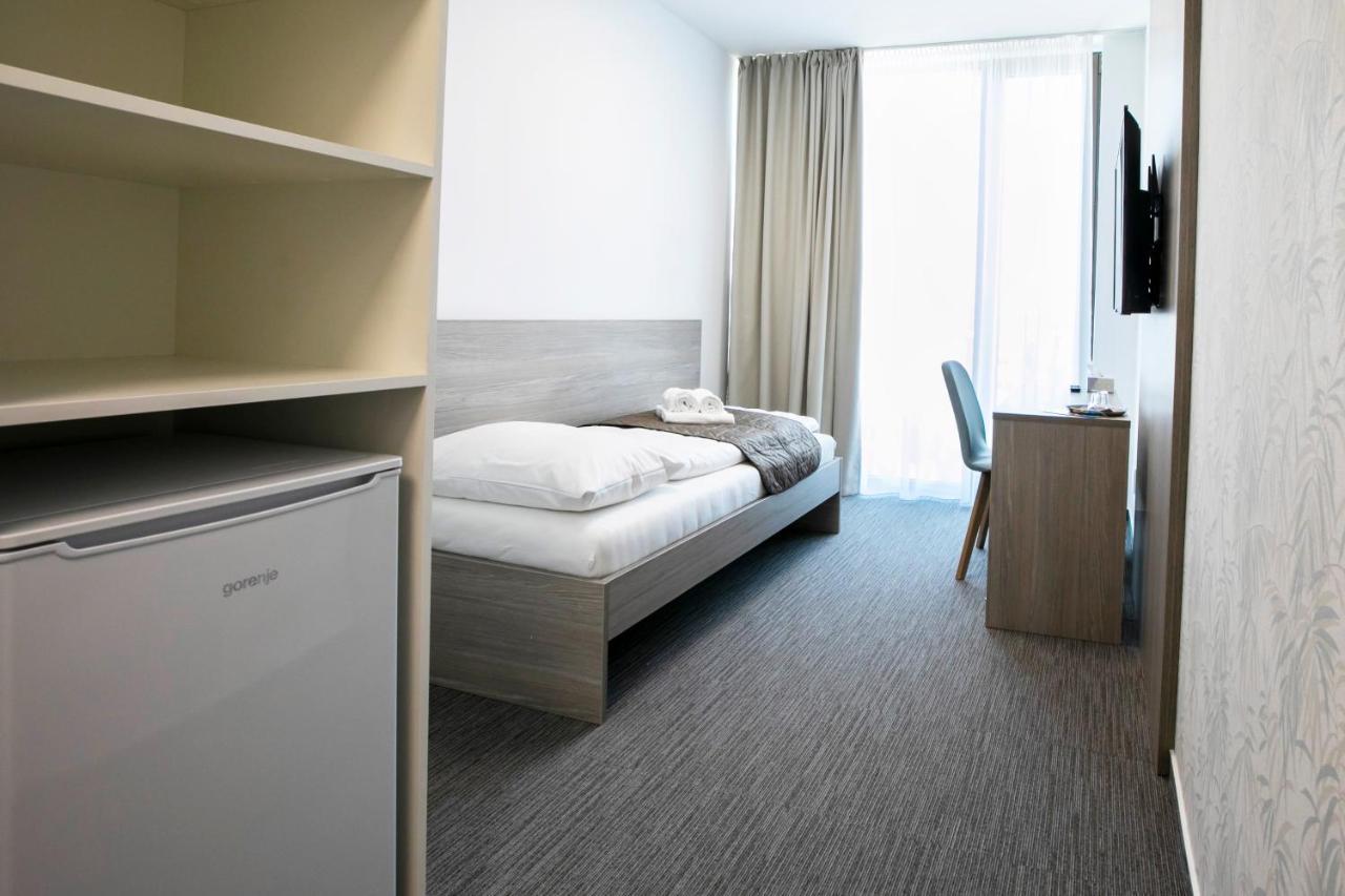 Hotel Hendi Centrum Piest'any Exteriér fotografie